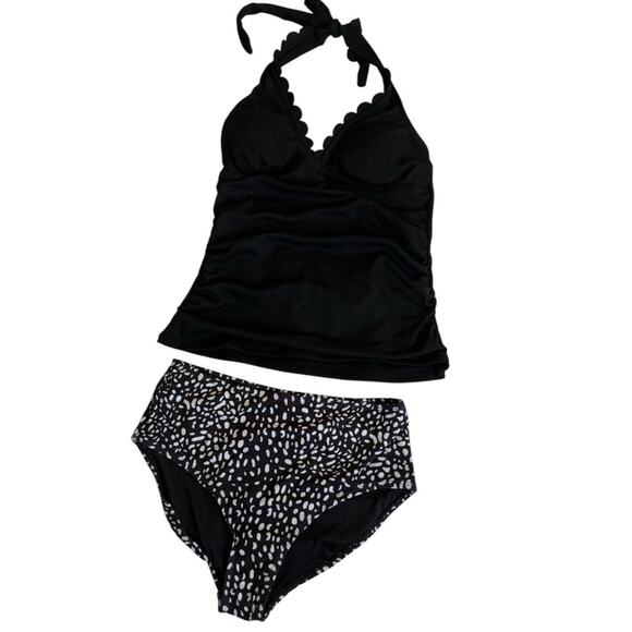Cupshe Black Halter Scalloped Tankini Top and Standard Bottoms 2 pc Medium - Picture 4 of 9